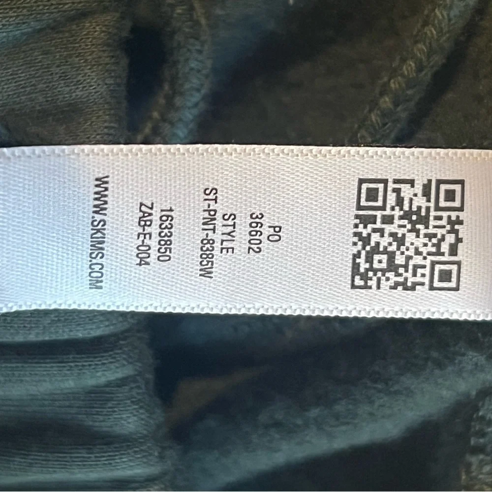 SKIMS Cotton Fleece Straight Leg Sweatpants Spruce NWT Small Medium - Picture 10 of 10